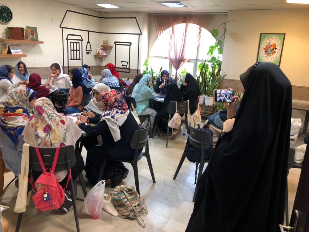 «هزار امید» با محوریت توانمندسازی دختران نوجوان منطقه ۱۳ برگزار شد