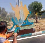 اجرای طرح ضربتی شستشو و پاکسازی المان‌های زیباسازی در معابر شمال‌غرب تهران
