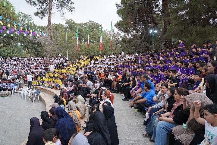 برگزاری جشن فوتبال با حضور بیش از ۷۰۰ نونهال در بوستان سهند