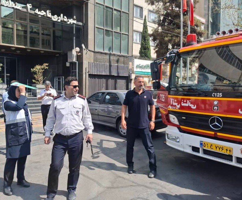 برگزاری مانورهای تخلیه اضطراری برای آمادگی محلات در بحران