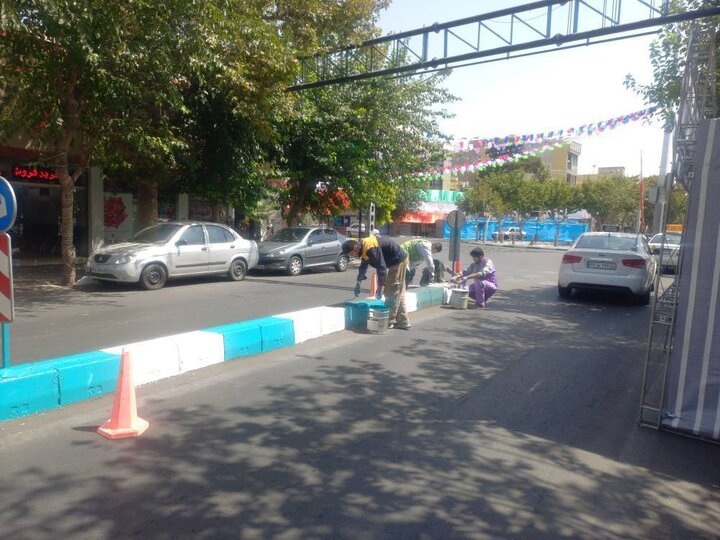 در آستانه بازگشایی مدارس؛ ۱۰ هزار متر طول از جداول معابر و میادین منطقه ۱۷ رنگ‌آمیزی شد
