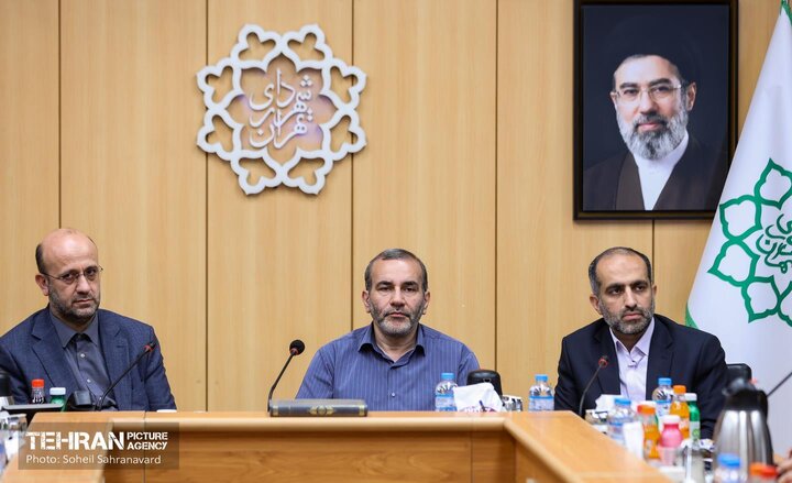 جلسه هم‌اندیشی با رابطین و فعالان اسکان آسیب‌دیدگان جنگ رمضان برگزار شد