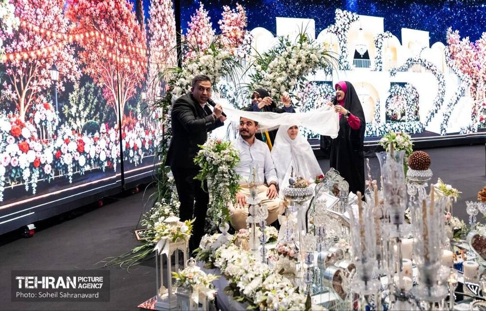 جشن عروسی ویژه در برج میلاد/ مراسم «دل‌آرام شهر» چگونه برگزار شد؟
