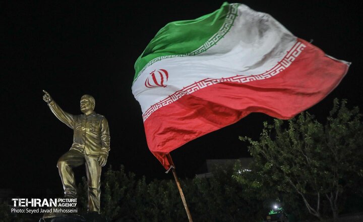 پیام این جمع، مقاومت و ایستادگی ملت ایران است