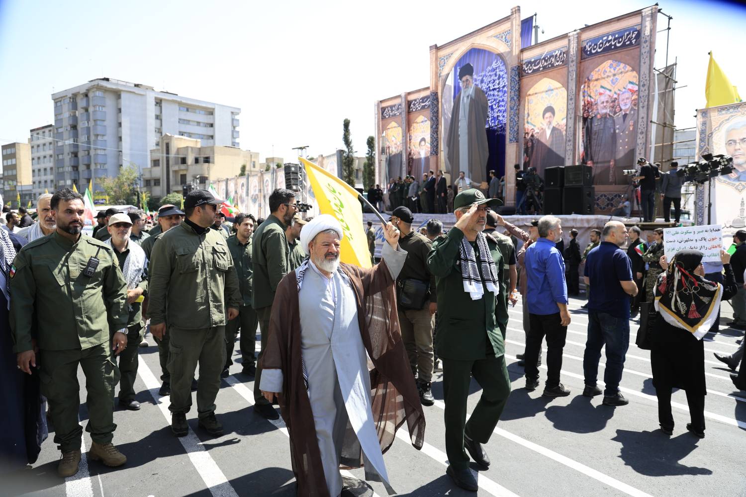 “جانفدای ایران" تجلی اقتدار ملی و آمادگی هزاران بسیجی شهرداری تهران برای دفاع همهجانبه است