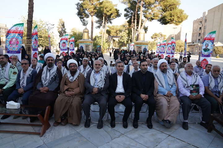 تجدید میثاق با آرمان‌های شهدا در آستان مقدس امامزاده عبدالله(ع)