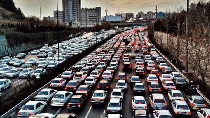 چرا مشکل ترافیک تهران حل نمی‌شود؟/ TOD درمان درد پایتخت است؟