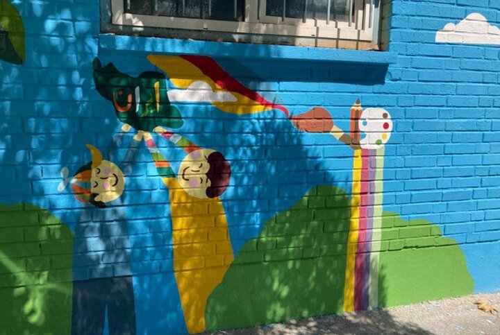 ۱۵ هزار مترمربع طرح هنری بر دیوارهای مدارس منطقه ۲ نقش‌بست
