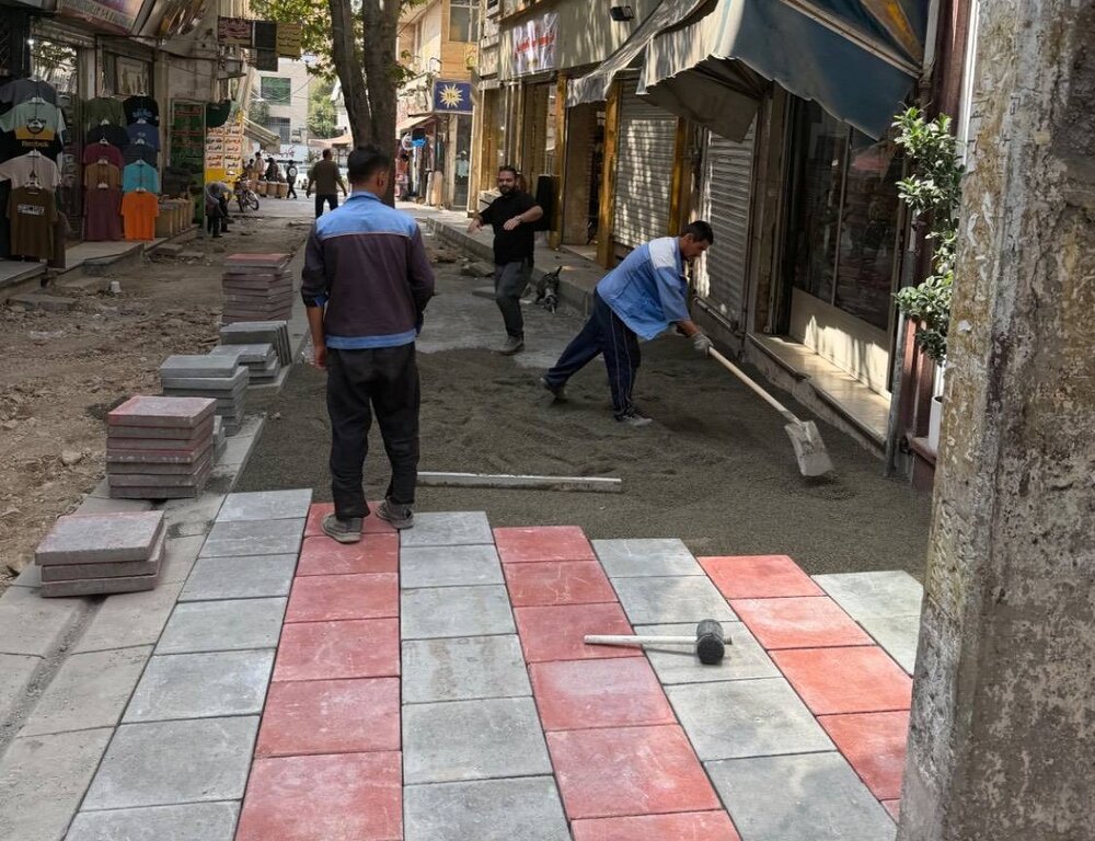 بهسازی و مناسب‌سازی پیاده‌روهای بازارچه شهرزیبا