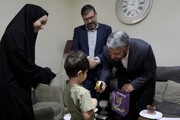 از سه ساعت پیگیری کار مردم تهران تا دیدار با خانواده معظم شهید جنگ رمضان