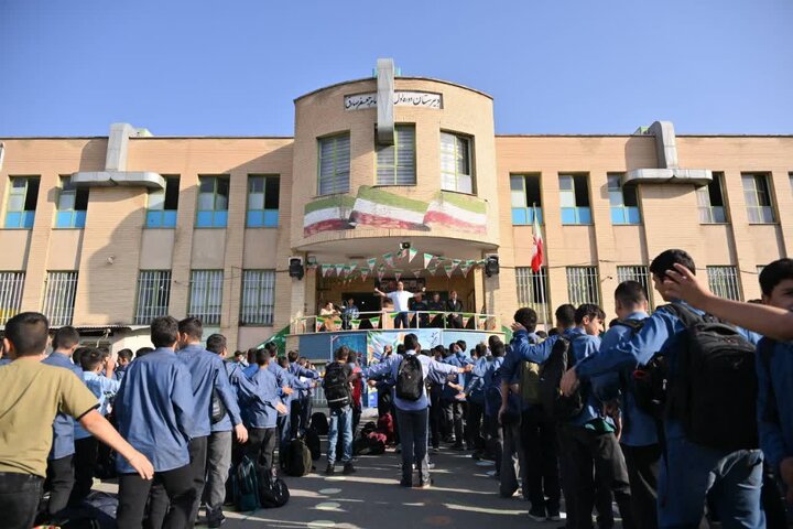 زنگ تحرک و  ترافیک در مدارس منطقه یک نواخته شد