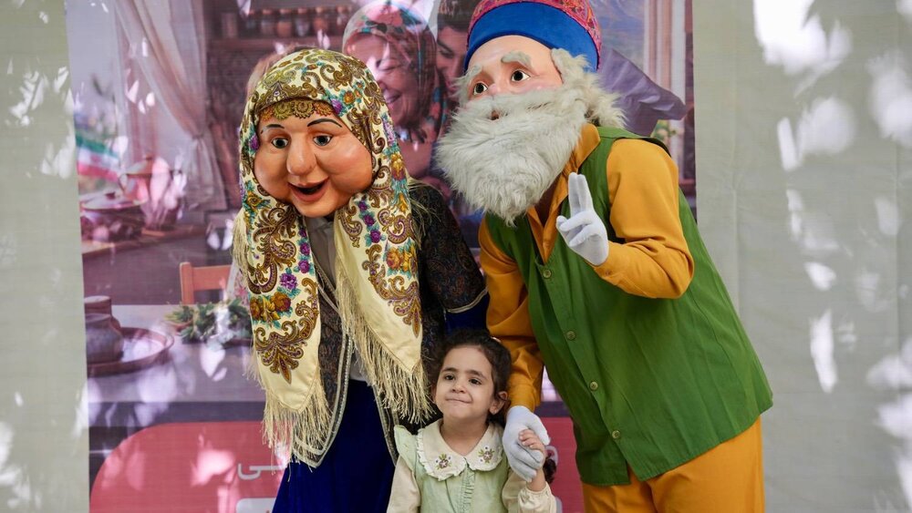 «سه‌نسلی»؛ دورهمی ۲۰۰ شهروند منطقه ۵ برای سلامت، نشاط و همدلی