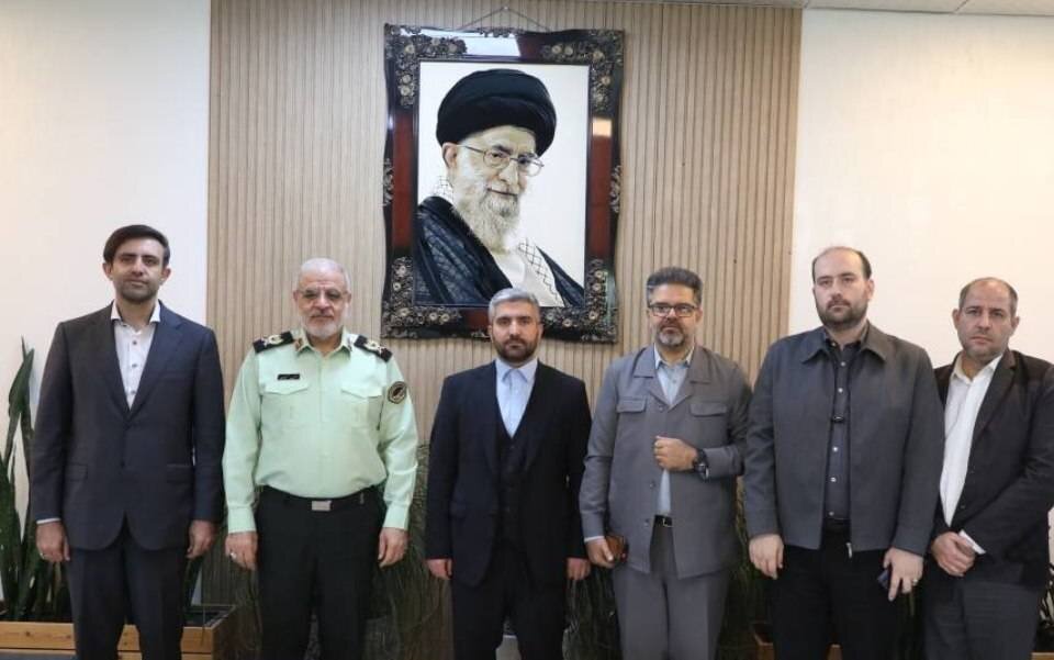 شهردارمنطقه۱۳ با مسئولان ارشد فراجا دیدار کرد