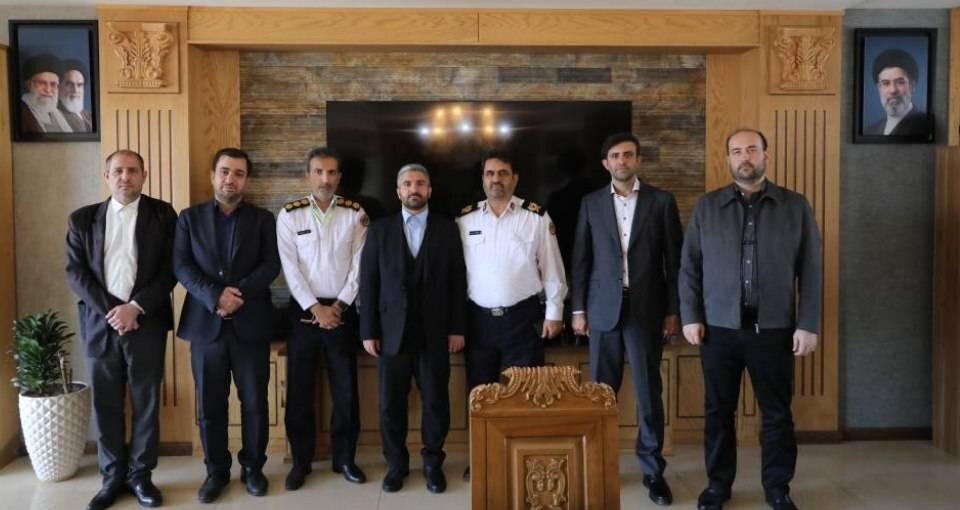 شهردارمنطقه۱۳ با مسئولان ارشد فراجا دیدار کرد