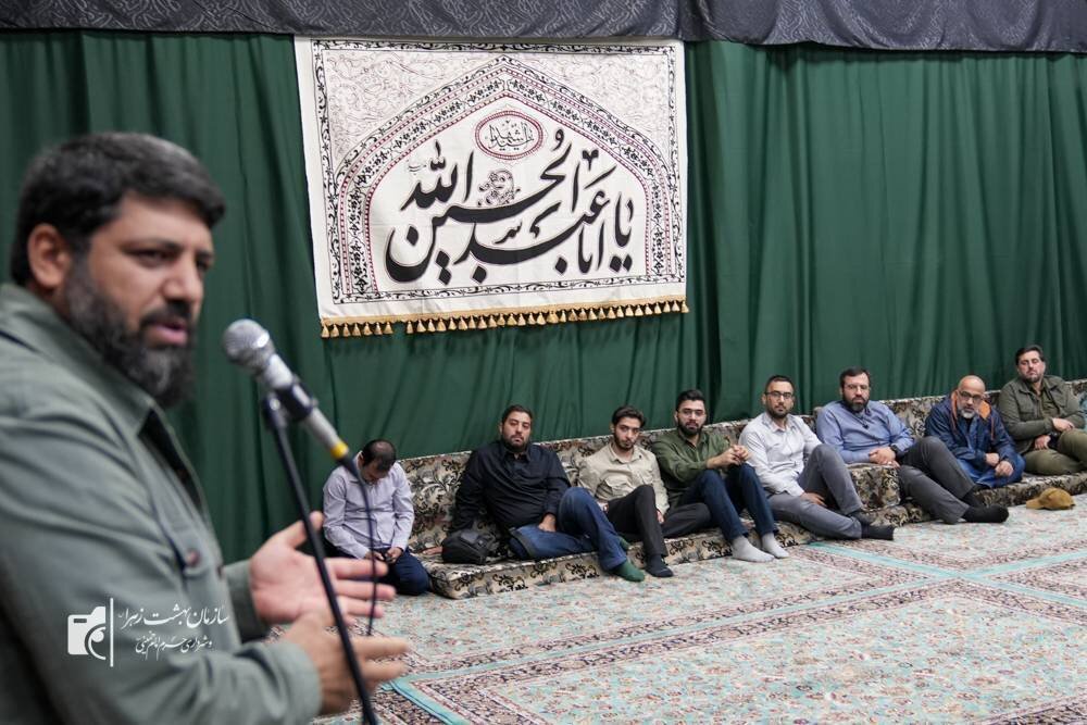 دهمین رحیل؛ یک راه، هزار روایت/ خوانش روایی جنگ رمضان با حضور فعالان رسانهای در بهشت زهرا(س)