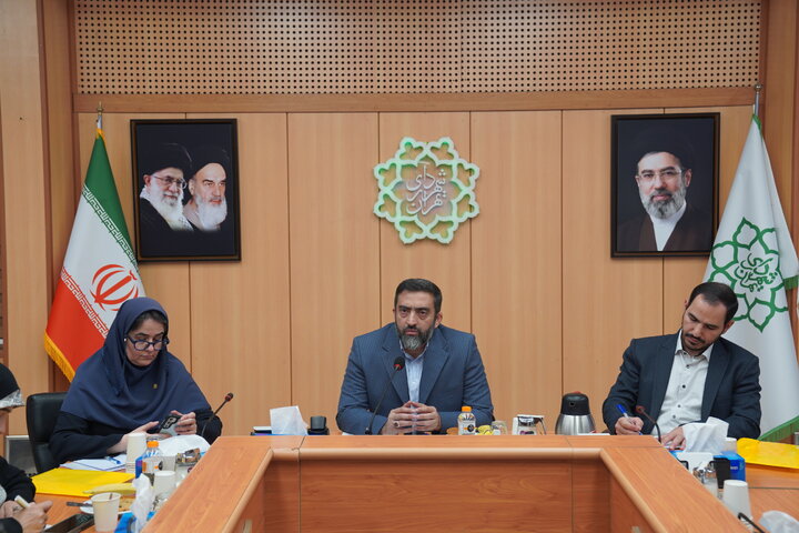 آمادگی مرکز مطالعات برای حمایت از پایان‌نامه‌های دانشجویان بین‌المللی
