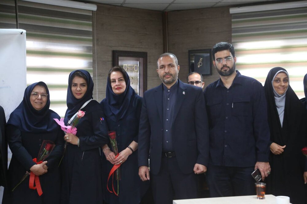 چگینی در جمع پرستاران منطقه ۱۰؛ تجلیل از تلاشگران عرصه سلامت