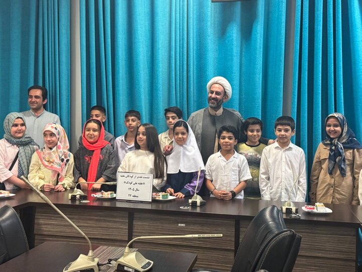 تجلیل از کودکان افتخارآفرین و نخبه منطقه ۲۲