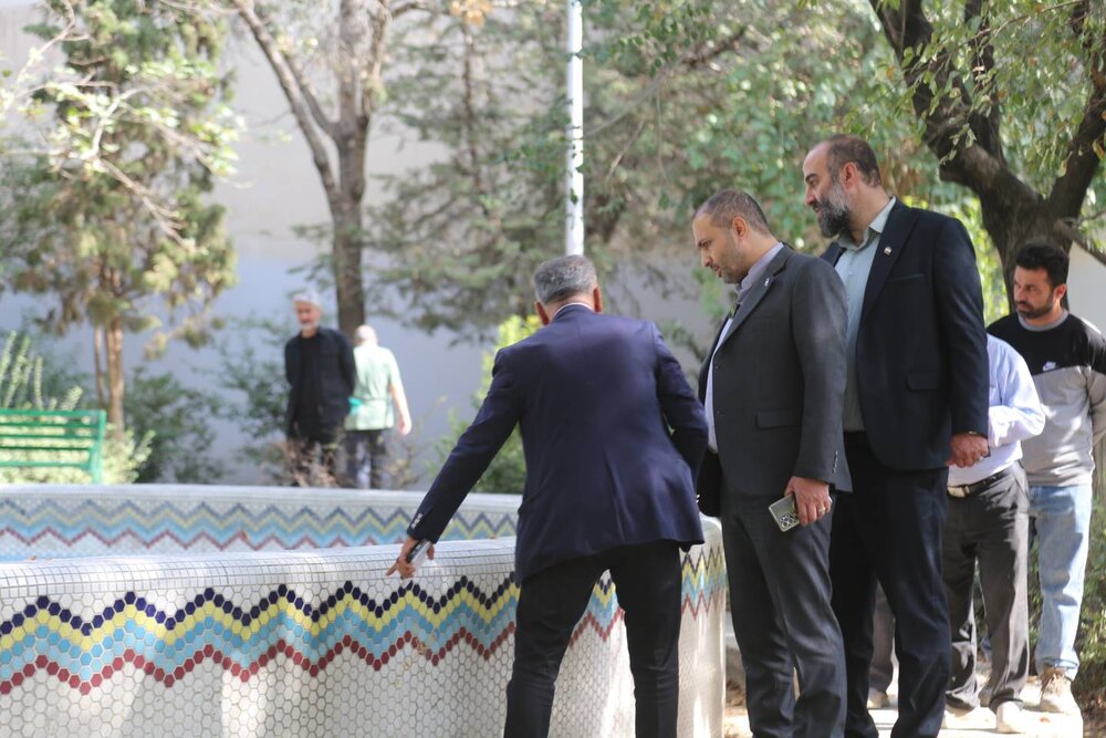 از بوستان شهدا تا بزرگراه یادگار امام(ره)؛ بازدید میدانی شهردار منطقه ۱۰ از پروژههای عمرانی و خدماتی