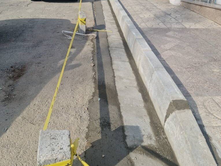 بهسازی ۱۸۰ متر از نهر کانیو در کوچه نصرت خیابان گلستان شرقی