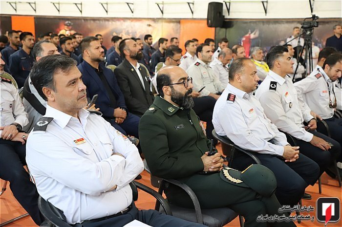 پیوستن ۱۰۵ آتش‌نشان تازه‌نفس به بدنه عملیاتی آتش‌نشانی تهران با شعار «آتش نشان تا پای جان»