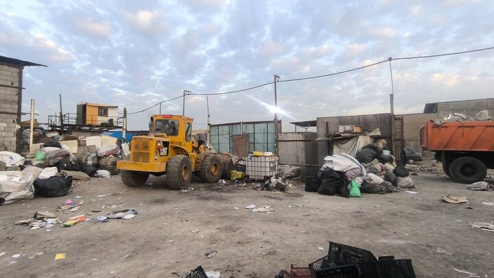  جمع‌آوری ۲۲۸۰ کیلوگرم پسماند خشک از دو گاراژ تفکیک غیرمجاز در منطقه ۱۹
