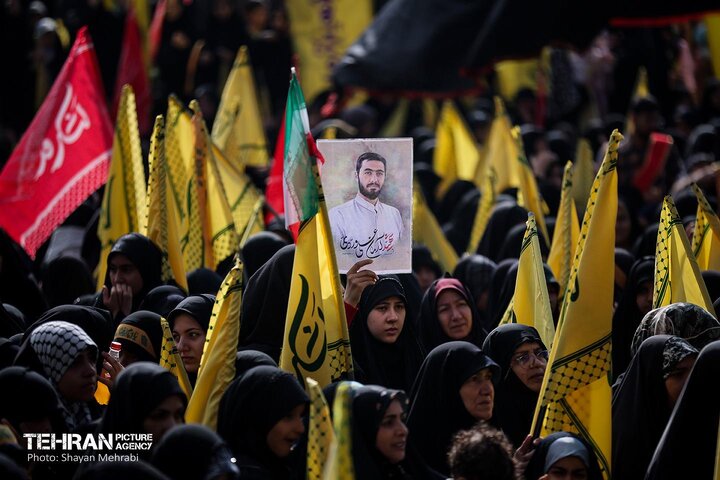 اجتماع «نوجوانان آرمانی، لشکر قدس»